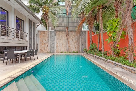 Villa à Pattaya, Thaïlande 4 chambres № 190972 - photo 4