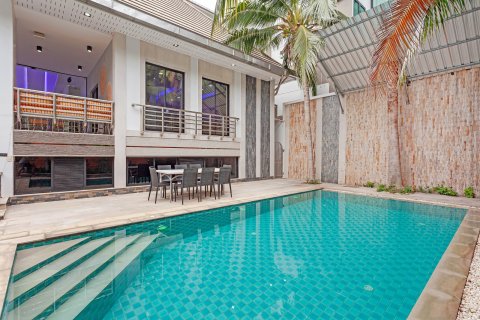 Villa à Pattaya, Thaïlande 4 chambres № 190972 - photo 3