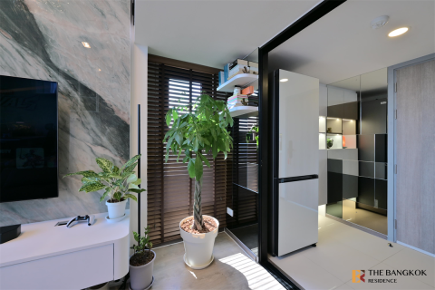 Condo in Bangkok, Thailand, 2 bedrooms  № 190973
