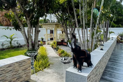 Chalet de 3 dormitorios en Hua Hin, Tailandia № 145890 - foto 2