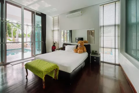 Chalet de 3 dormitorios en Hua Hin, Tailandia № 145890 - foto 7