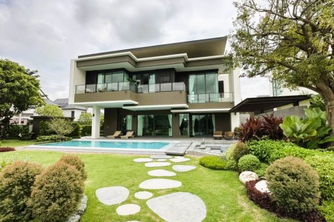 Casa de 4 dormitorios en Bangkok, Tailandia № 180642 - foto 18