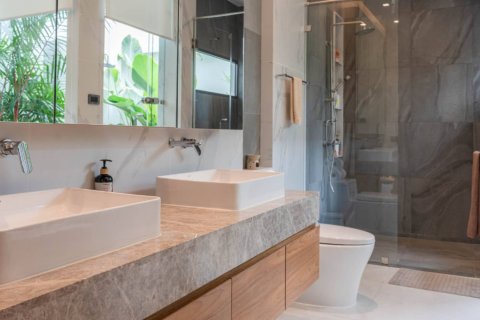 Casa de 3 dormitorios en Bang Tao, Tailandia № 180643 - foto 17