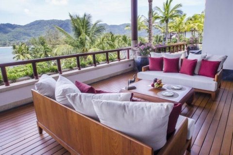 Chalet de 4 dormitorios en Kathu, Tailandia № 139902 - foto 10