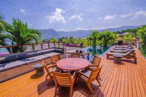 Chalet de 4 dormitorios en Kathu, Tailandia № 139902 - foto 15