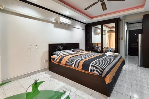 Estudio en el condominio en Pattaya, Tailandia № 205105