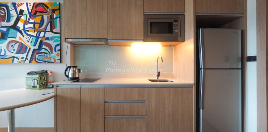 Estudio en el condominio en Bang Lamung, Tailandia № 205103