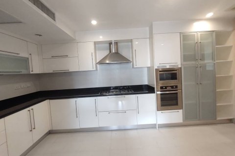 Condominio de 3 dormitorios en Bangkok, Tailandia № 157502 - foto 5