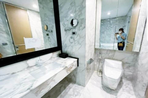 Condominio de 3 dormitorios en Bangkok, Tailandia № 157499 - foto 7