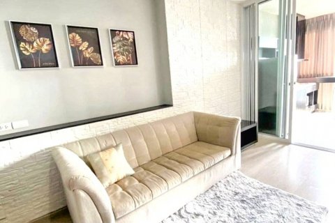 Condominio de 1 dormitorio en Khlong Toei, Bangkok, Tailandia № 118439 - foto 3