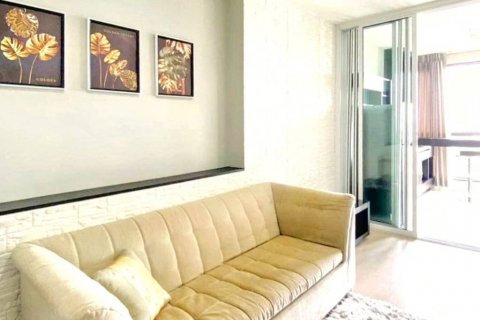 Condominio de 1 dormitorio en Khlong Toei, Bangkok, Tailandia № 118439 - foto 2
