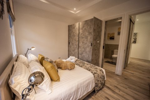 Chalet de 3 dormitorios en Hua Hin, Tailandia № 169934 - foto 13
