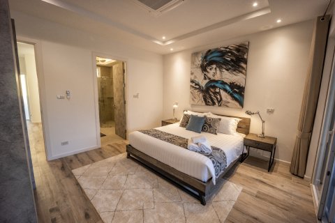 Chalet de 3 dormitorios en Hua Hin, Tailandia № 169934 - foto 14