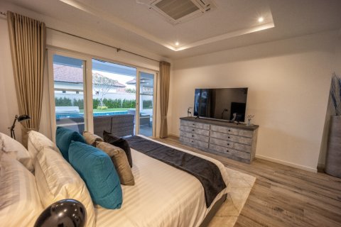 Chalet de 3 dormitorios en Hua Hin, Tailandia № 169935 - foto 6