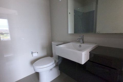 Condominio de 1 dormitorio en Chiang Mai, Tailandia № 205638 - foto 6