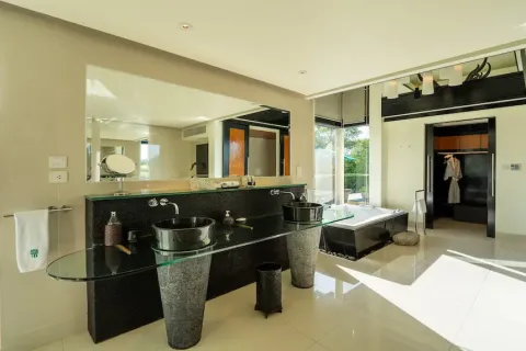 Villa in Phuket, Thailand 2 Schlafzimmer № 190641 - Foto 10