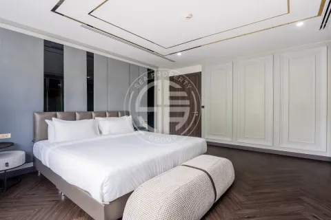 Chalet de 4 dormitorios en Layan Beach, Tailandia № 190644 - foto 8