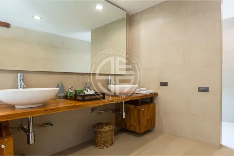 Chalet de 4 dormitorios en Ko Samui, Tailandia № 190647 - foto 9
