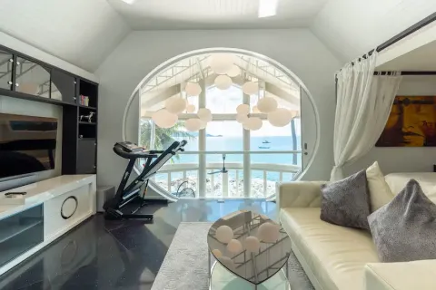 Chalet de 3 dormitorios en Patong, Tailandia № 190642 - foto 12