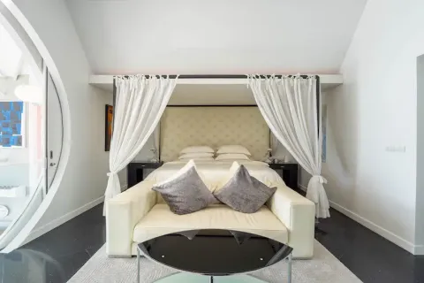 Chalet de 3 dormitorios en Patong, Tailandia № 190642 - foto 10