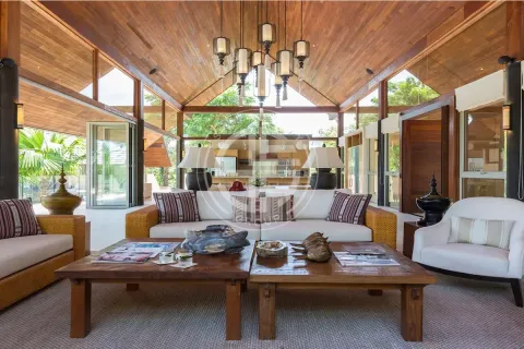 Chalet de 5 dormitorios en Ko Samui, Tailandia № 190646 - foto 4