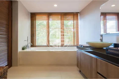 Chalet de 5 dormitorios en Ko Samui, Tailandia № 190645 - foto 9