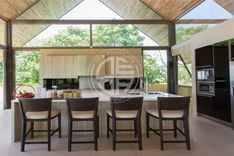 Chalet de 5 dormitorios en Ko Samui, Tailandia № 190645 - foto 3