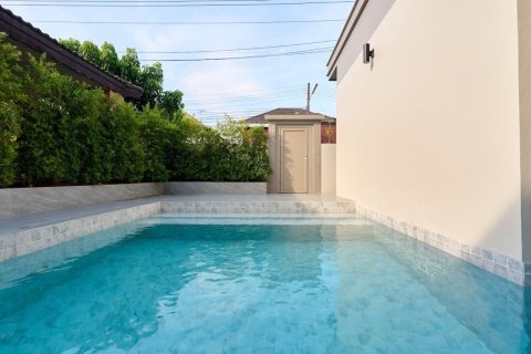 Chalet de 5 dormitorios en Chiang Mai, Tailandia № 155331 - foto 3