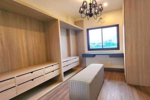 Chalet de 5 dormitorios en Chiang Mai, Tailandia № 155333 - foto 11