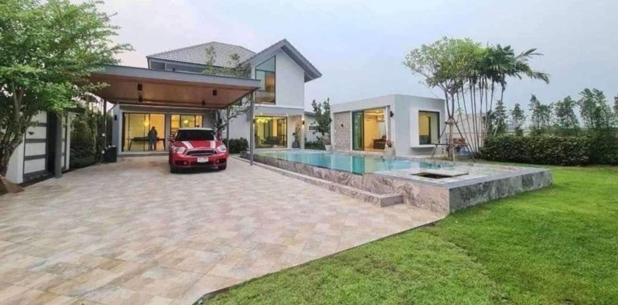 Chalet de 5 dormitorios en Chiang Mai, Tailandia № 155333