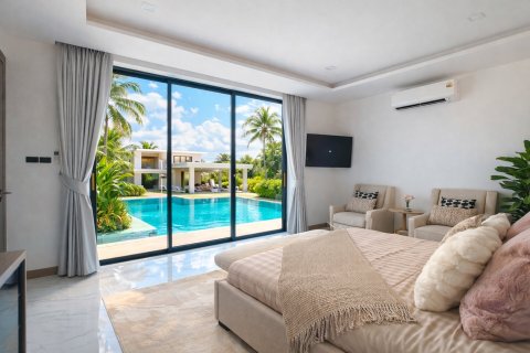 Villa in Pattaya, Thailand 3 bedrooms № 203520