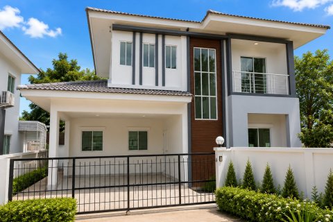 Casa de 4 dormitorios en Pattaya, Tailandia № 203523