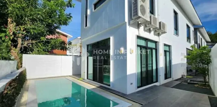 Casa de 3 dormitorios en Phuket, Tailandia № 209643