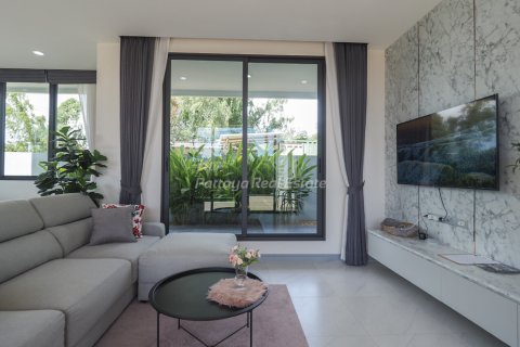 Casa de 3 dormitorios en Pattaya, Tailandia № 68541 - foto 5