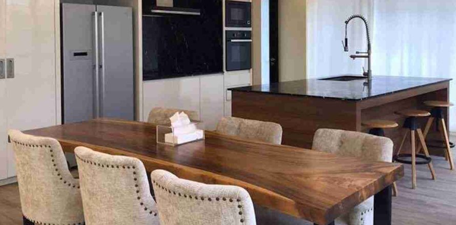 Condominio de 3 dormitorios en Bangkok, Tailandia № 184079