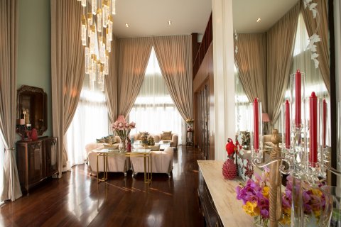 Chalet de 7 dormitorios en Saraphi, Tailandia № 133918 - foto 7