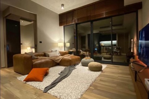 Condominio de 2 dormitorios en Khlong Toei, Bangkok, Tailandia № 133919 - foto 14