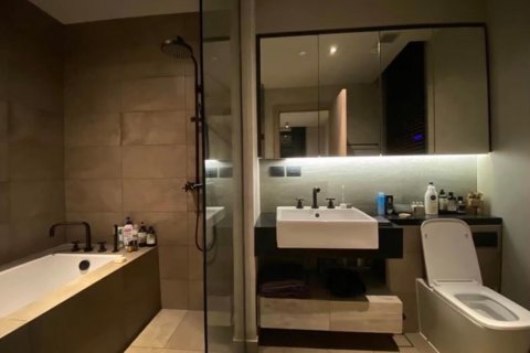 Condominio de 2 dormitorios en Khlong Toei, Bangkok, Tailandia № 133919 - foto 12