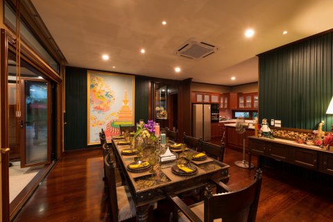Chalet de 5 dormitorios en Saraphi, Tailandia № 133914 - foto 9