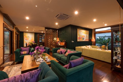 Chalet de 5 dormitorios en Saraphi, Tailandia № 133914 - foto 4
