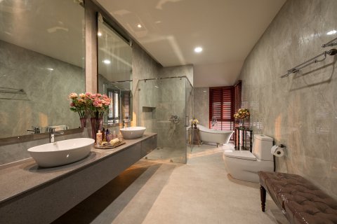 Chalet de 5 dormitorios en Saraphi, Tailandia № 133914 - foto 30