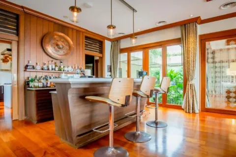 Chalet de 5 dormitorios en Rawai, Tailandia № 190571 - foto 16