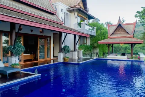 Chalet de 5 dormitorios en Rawai, Tailandia № 190571 - foto 19
