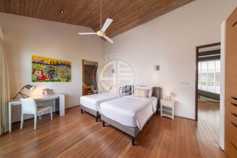 Chalet de 6 dormitorios en Phang Nga, Tailandia № 190573 - foto 15