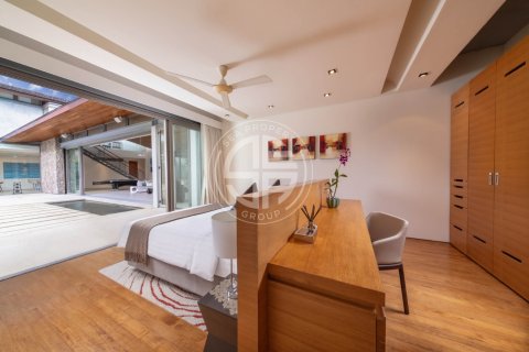 Chalet de 6 dormitorios en Phang Nga, Tailandia № 190573 - foto 21