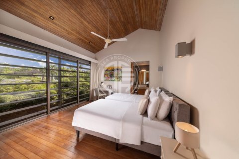 Chalet de 6 dormitorios en Phang Nga, Tailandia № 190573 - foto 16