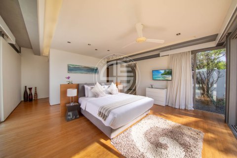 Chalet de 6 dormitorios en Phang Nga, Tailandia № 190573 - foto 29