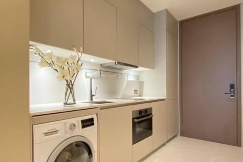 Condominio de 1 dormitorio en Pathum Wan, Bangkok, Tailandia № 133971 - foto 11