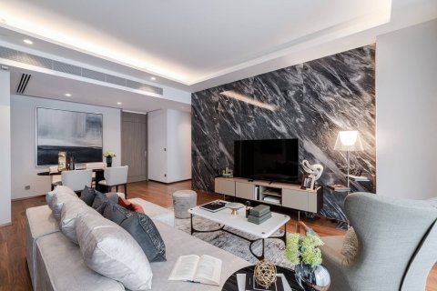 Condominio de 2 dormitorios en Khlong Toei, Bangkok, Tailandia № 133970 - foto 2