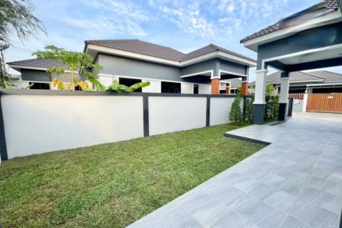 Casa de 2 dormitorios en Pattaya, Tailandia № 157655 - foto 11